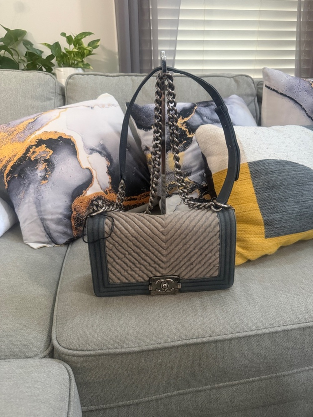 CHANEL Gray and Silver Chevron Crossbody Boy Bag. - Picture 9 of 9